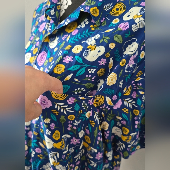 Men's Peanuts Short Sleeves Woven Shirt Size XL - Picture 9 of 14